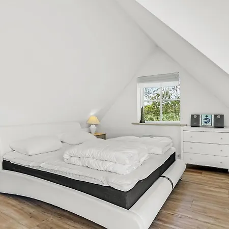 4 Bedroom Amazing In *